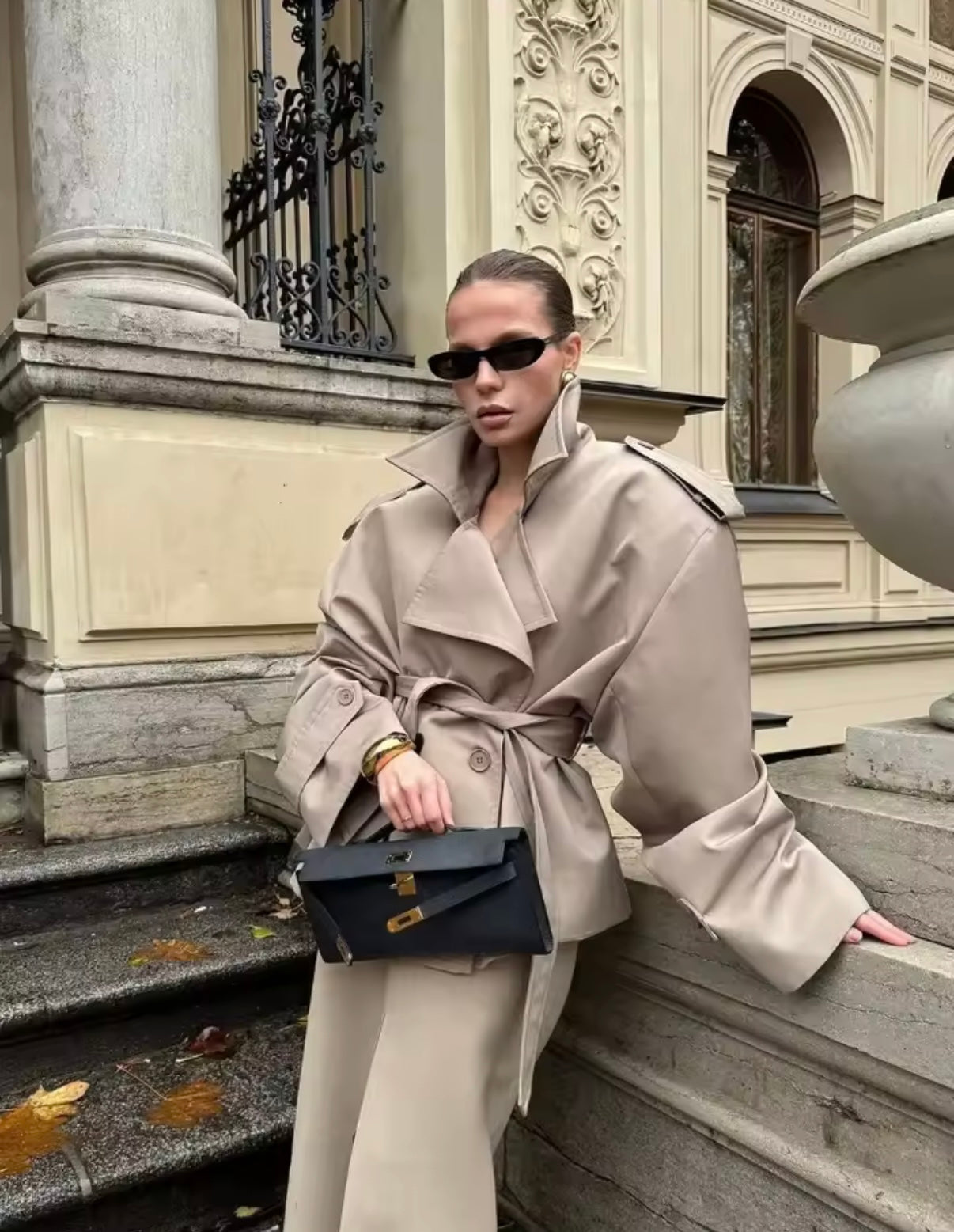 Trench coat con cintura - beige